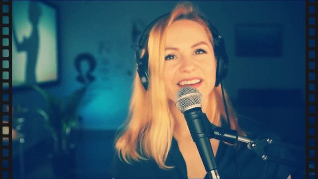 GIGI DE LANA Viral song Through the Fire & the analysis of Vocal Coach смотреть онлайн