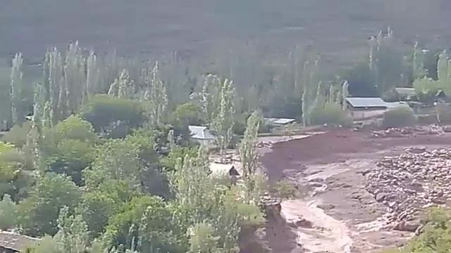Сели Калон д.Ёзғанд.1 июля 2024 г. смотреть онлайн