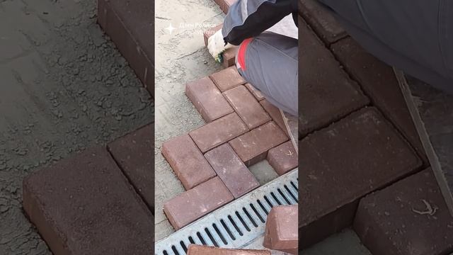 Укладка брусчатки / плитки своими руками. Может пригодиться !! смотреть онлайн