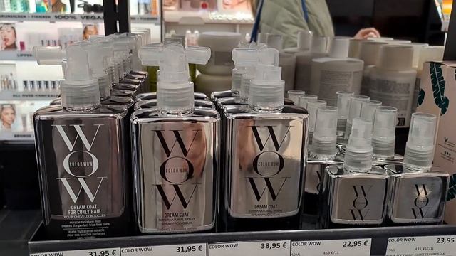 ПРОСТО ВЛОГ, ГУЛЯЕМ ВМЕСТЕ по косметическому магазину. DIOR, Viktor & Rolf, Guerlain смотреть онлайн