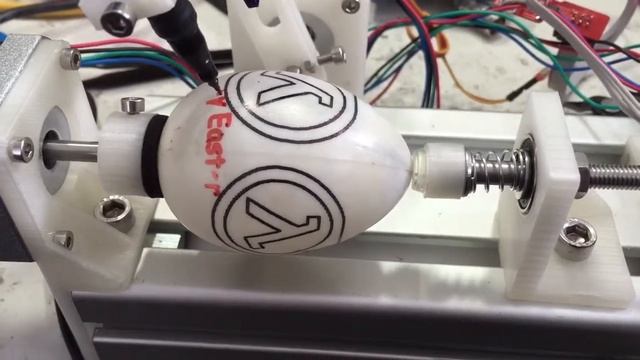 Egg-Bot clone made from printed parts смотреть онлайн