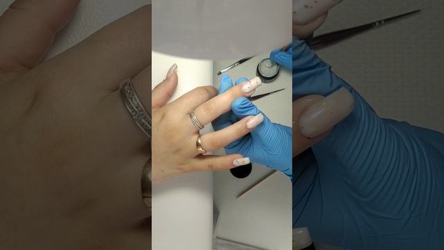 Работа гелем с поталью) Лёгкий, простой дизайн. смотреть онлайн