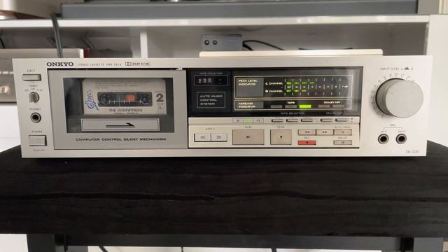 Onkyo TA-200 cassette tape deck смотреть онлайн