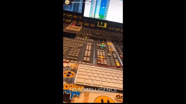 Justin Bieber previews new 50 Cent Remix - Many Men (Unreleased) смотреть онлайн