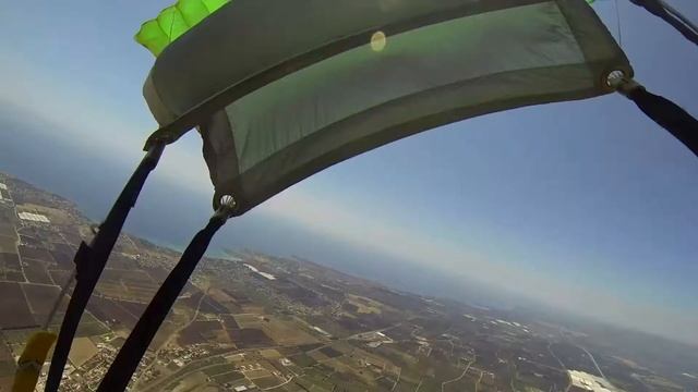 Skydive - Paracadutismo - Apertura un po lenta.... смотреть онлайн