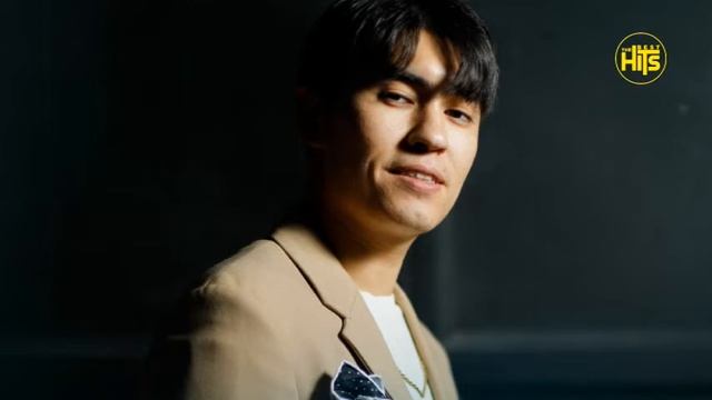 Oybek Ahmedov - Karvon o'tadi | Ойбек Аҳмедов - Карвон ўтади смотреть онлайн