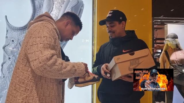 *WATCH TILL THE END* Travis Scott air max 1 public review... Retail or Replica ? смотреть онлайн