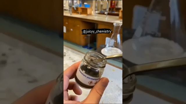 chemistry experiments || Potassium per magnate || Chemistry lab смотреть онлайн