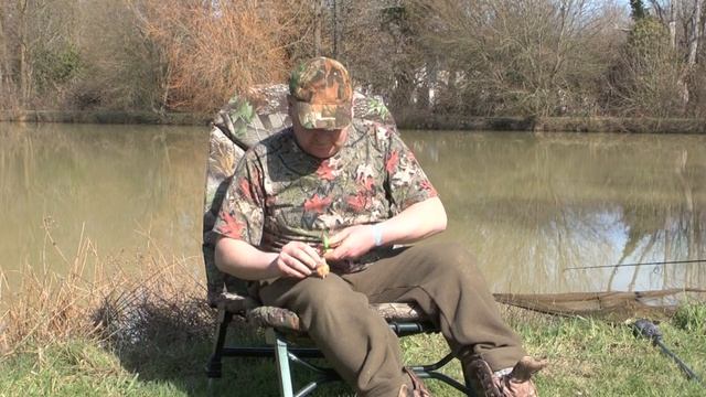 Carp Fishing Tip - Using PVA With Wet Particles смотреть онлайн