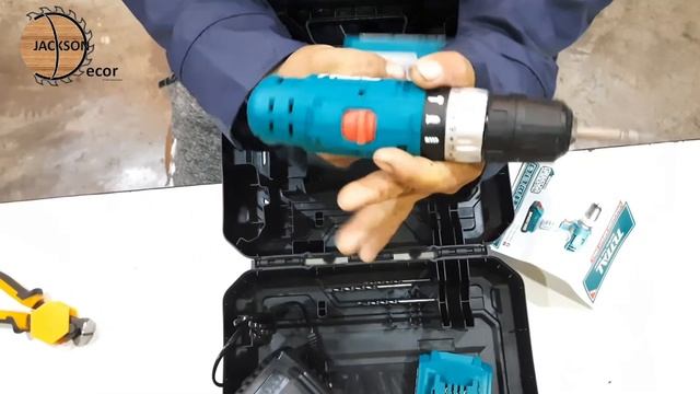 Unboxing video // Assembling //Lithium-Ion Impact Drill 20V // TOTAL смотреть онлайн
