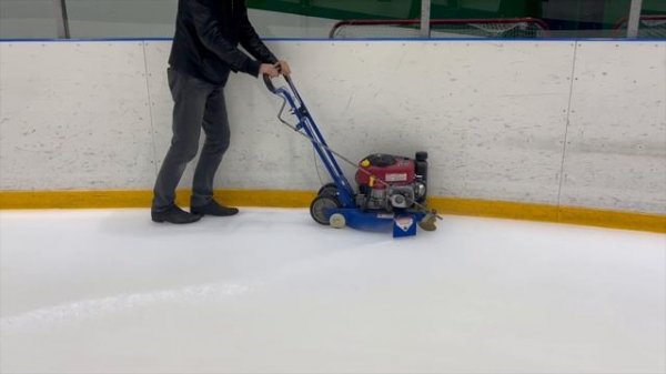 Машины для льда или ледозаливочные машины: рассказываю всё, что нужно знать