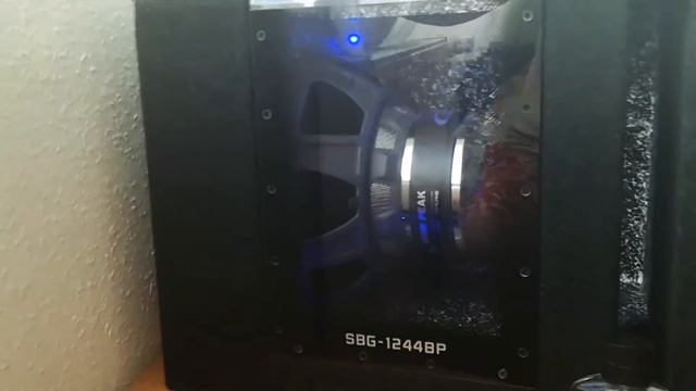 Alpine sbg-1244BP 800W смотреть онлайн