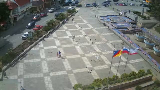 Вебкамера "Площадь Советская". Запись 20.06.2017 10:00:04 смотреть онлайн