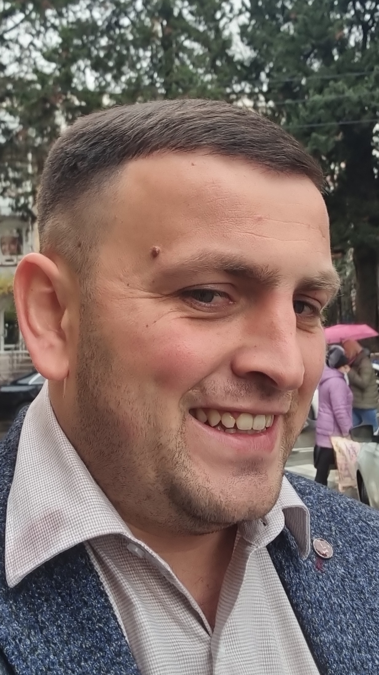 scene_output.mp4 смотреть онлайн