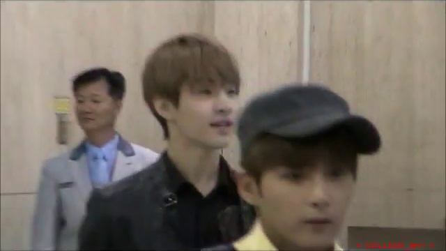 SUPER JUNIOR - 2013-10-20 HENRY IN KIMPO смотреть онлайн