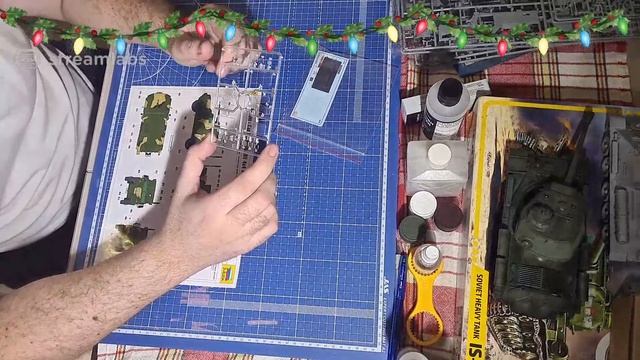 ТАЙФУН ВДВ 4х4 (Звезда, 1:35) с БМДУ ЖИВОЙ ОБЗОР смотреть онлайн