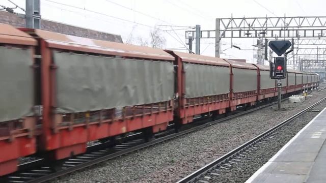 DB class 66089 with car carriers to Halewood with a flying pendolino смотреть онлайн