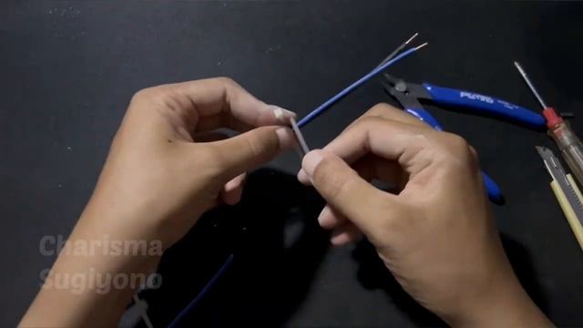 Pengguna PLTS pasti butuh ini, Alat Monitoring Listrik PLTS, Pemasangan Energy Meter AC PZEM-022 смотреть онлайн