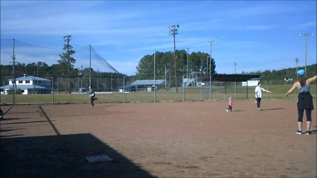 2017 Maxwell Thanksgiving Kickball Game смотреть онлайн
