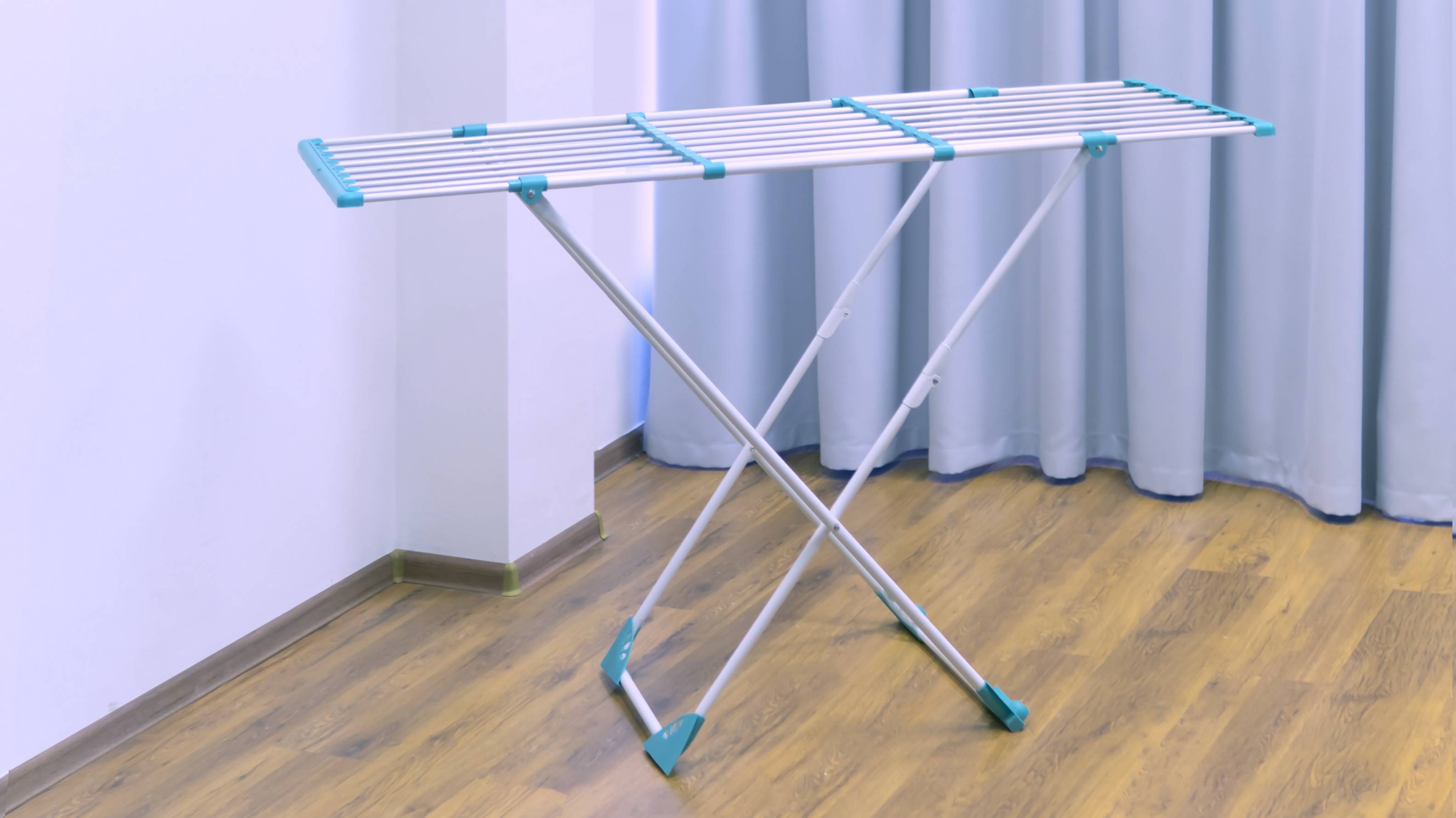 Напольная сушилка для белья с толстыми прутьями - видео обзор на Hausmann Aura Deluxe X смотреть онлайн