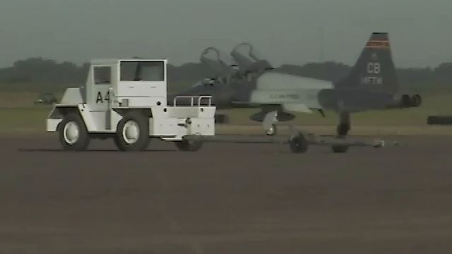 My Favorite Airshows (Static Displays) in the F-16 смотреть онлайн