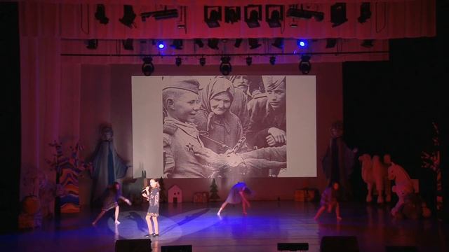Анжела Доронина 12 лет "О той весне" смотреть онлайн