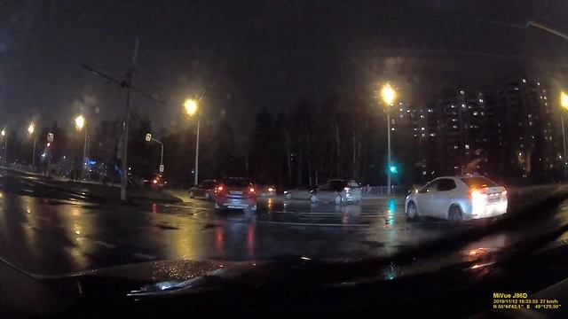 Ночная съемка Mio MiVue J86 смотреть онлайн