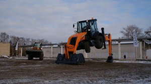 Презентация строительно-дорожной техники UMG в Твери