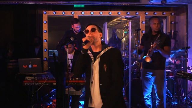 Группа Высоко / Марк Селиванов / - Molecules (Disclosure cover) смотреть онлайн