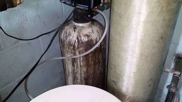 How my Water Softener works; With Neutralizer and Bio-Lite смотреть онлайн