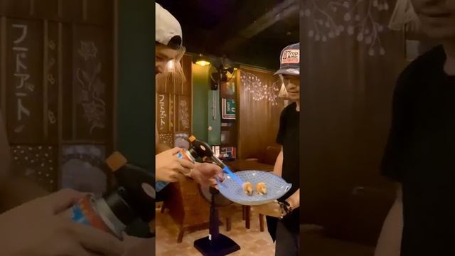 Benzo suchi bar & grill ร้านอาหารญี่ปุ่นสุดยอดความเอ็นเตอร์เทน สนุกกันทั้งร้าน บันเทิงกันทุกโต๊ะ смотреть онлайн