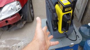 Аккумуляторная мойка Кёрхер ОС 6-18с баком для воды на 12 литров.