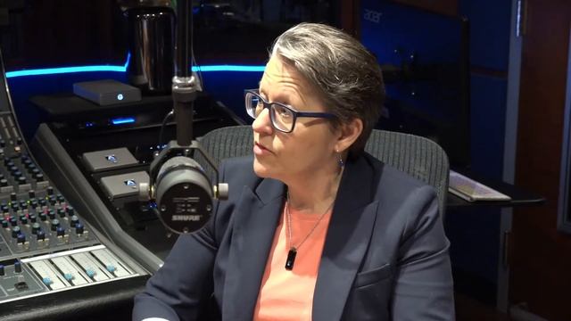 Bobbi Watt Geer Charts New Path For United Way & Food Ratings | Healthy Bytes Episode 4 (Full) смотреть онлайн