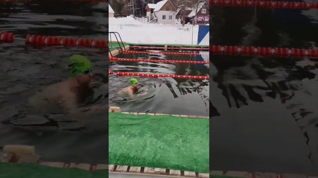 Посвещение в моржи! Мои первые 25 метров в ледяной воде!#моржевание#моржи#закаливание#здоровье#морж смотреть онлайн