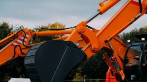 Презентация колёсных экскаваторов UMG в Кемерово