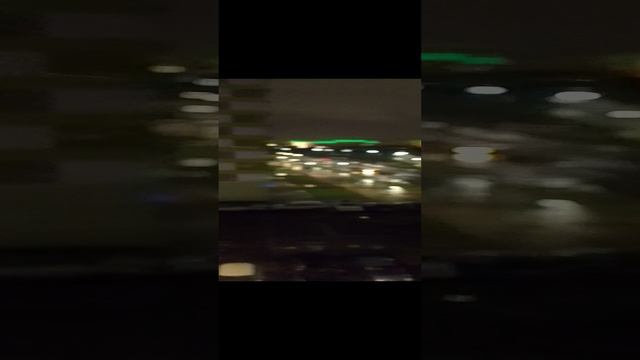 на улице огромный ливень смотреть онлайн