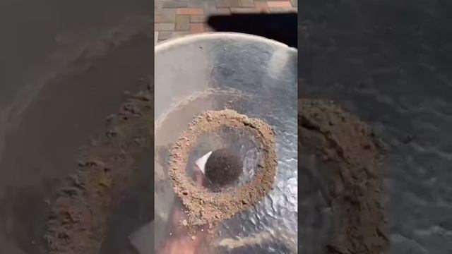 This is what magnetic bubblegum looks like! смотреть онлайн