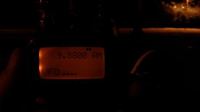 9880 kHz: Radio North Korea (QTH: Kfar-Vitkin, Israel) смотреть онлайн