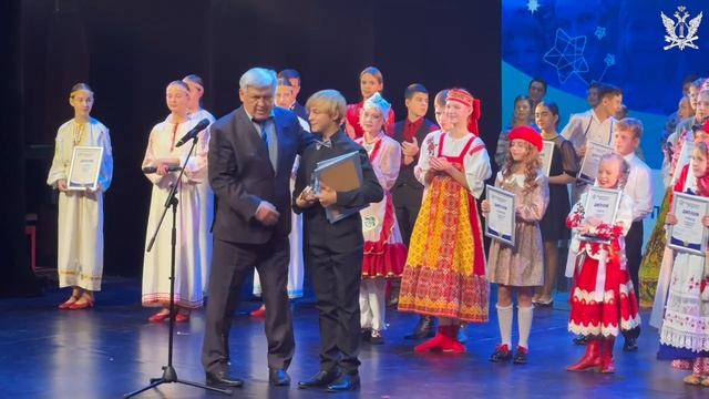 Хрустальные звездочки — 2024 смотреть онлайн