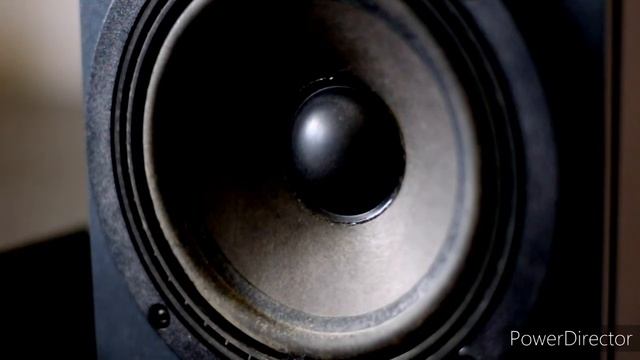 Скачать Музыка 2025 басс. Тест сабвуфера Самые низкие частоты бас смотреть онлайн