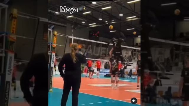 САМЫЙ СИЛЬНЫЙ УДАР В ВОЛЕЙБОЕ смотреть онлайн