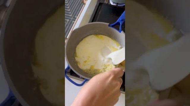 Trader Joe’s Ravioli with Lemon Basil Cream Sauce #easyrecipe #comfortfood #homemadefood #cooking смотреть онлайн