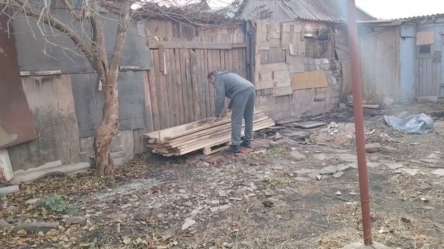 Ейск ! Пятница, движение началось, разгружаем газель, заказываем строй материал и всё остальное ! смотреть онлайн