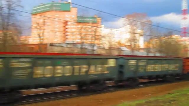 ЧС7 с поездом№073А\077М Москва-Львов\Ковель, ВЛ10-1778 с грузовым перегон Латышская-Нара 27.04.201 смотреть онлайн