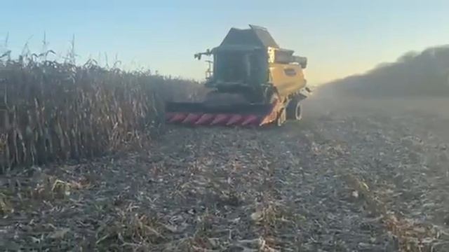 Video DEUTZ FAHR + CAPELLO QUAZAR Q8 смотреть онлайн