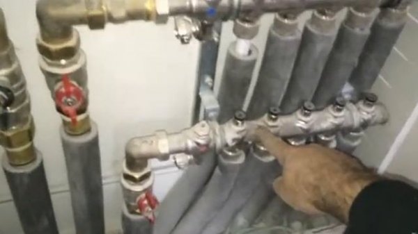 Подключить Varmann настенный регулятор vartronic 703403 и сервопривод