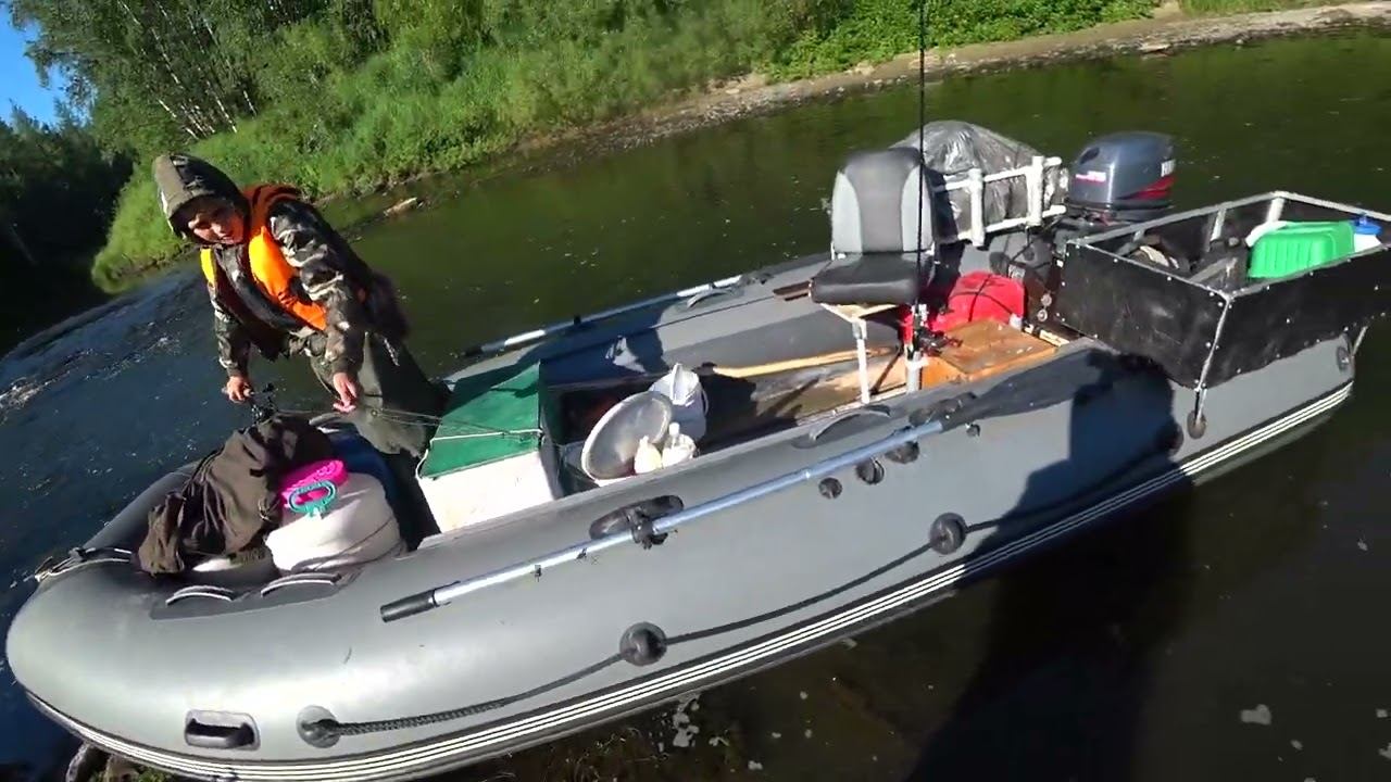 Ловим хариуса, преодолеваем пороги на водомете. Лодка Reef 450 Jet смотреть онлайн