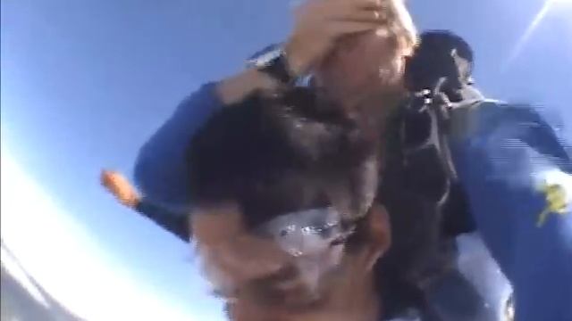 Tandem Skydive Australia смотреть онлайн
