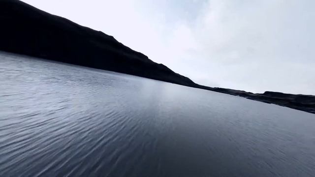 Давайте полетаем. Окунись в эту атмосферу холодной ,но невероятной Исландии. смотреть онлайн