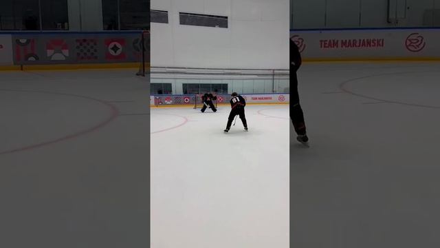 Буллит от Mora | IceTeam | подпишись | #iceteam #хоккей #hockey смотреть онлайн